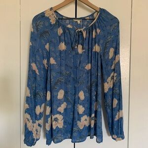 Lucky Brand long sleeve medium
